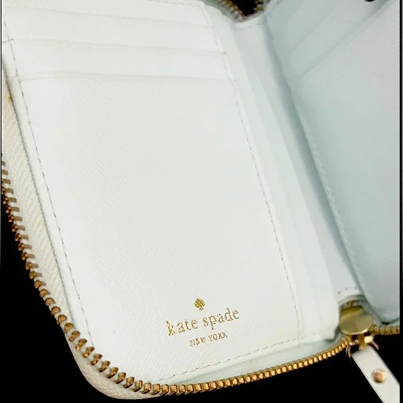 Kate Spade Small Wallet - Picture 4 of 5